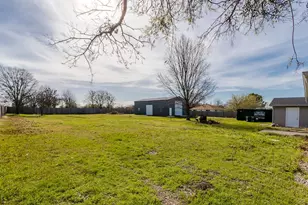 2225 S Bridgefarmer Rd, Lowry Crossing, TX 75069 - Photo 18