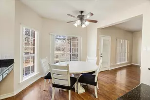 227 N Hopson St, Van Alstyne, TX 75495 - Photo 10