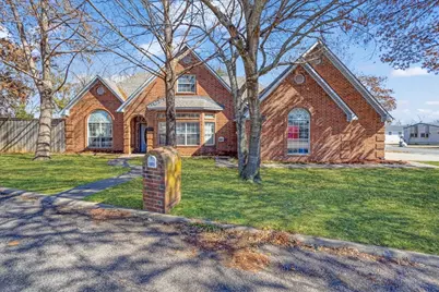 227 N Hopson Street, Van Alstyne, TX 75495 - Photo 1