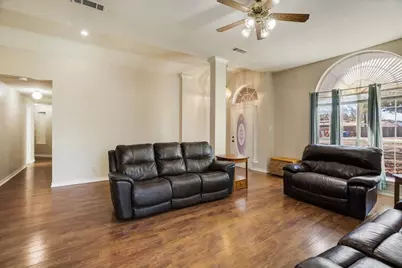 227 N Hopson Street, Van Alstyne, TX 75495 - Photo 4