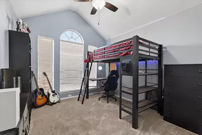 800 Kathryn Drive, Lewisville, TX 75067 - Photo 16