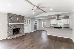 11236 Quail Run St, Dallas, TX 75238 - Photo 4