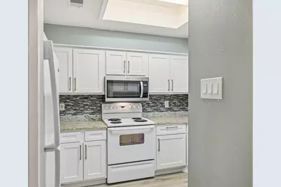 9910 Royal Lane #1106, Dallas, TX 75231 - Photo 20