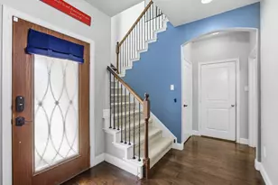 1056 Mesa Crest Dr, Fort Worth, TX 76052 - Photo 2