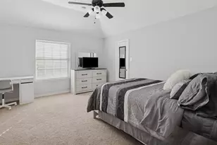 1421 Dutch Hollow Dr, Frisco, TX 75033 - Photo 32