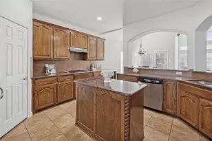 1421 Dutch Hollow Dr, Frisco, TX 75033 - Photo 10