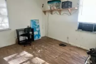 635 NW 11th Street NW, Paris, TX 75460 - Photo 8