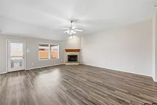 528 Bretts Way, Burleson, TX 76028 - Photo 8