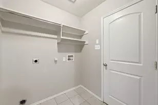 528 Bretts Way, Burleson, TX 76028 - Photo 32