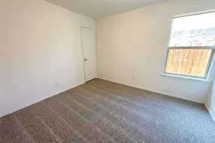 509 Stone Crossing Ln, Fort Worth, TX 76140 - Photo 8