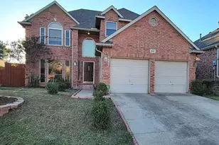 9807 Sunrise Ct, Irving, TX 75063 - Photo 2