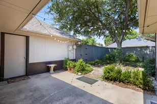 1805 Huron Trail, Plano, TX 75075 - Photo 34