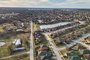 7426 Lake Front Trail, Arlington, TX 76002 - Photo 12