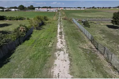 283 Old Church Road, Waxahachie, TX 75165 - Photo 4