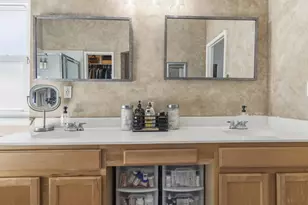 6410 St Alban Ct, Arlington, TX 76001 - Photo 26