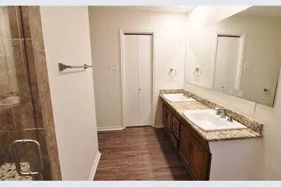 313 Woodhaven Drive, DeSoto, TX 75115 - Photo 10