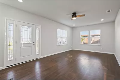 820 W College Street, Sherman, TX 75092 - Photo 2