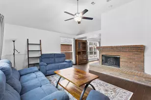 1555 Edelweiss Dr, Allen, TX 75002 - Photo 6