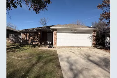 201 Valley Spring Drive, Arlington, TX 76018 - Photo 1
