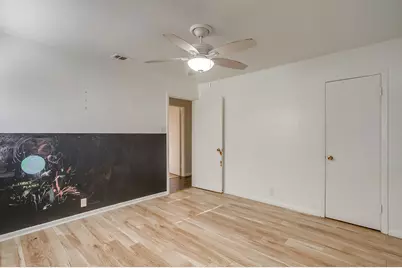 1911 Joslin Street, Cleburne, TX 76033 - Photo 10