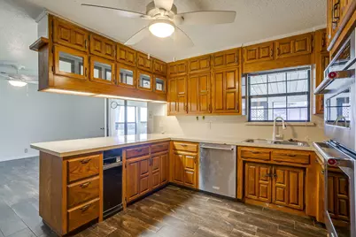 1911 Joslin Street, Cleburne, TX 76033 - Photo 28