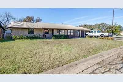 1911 Joslin Street, Cleburne, TX 76033 - Photo 1