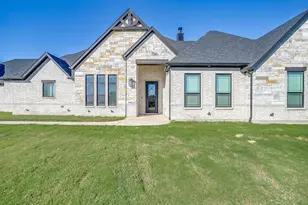 161 Remington Ln, Weatherford, TX 76085 - Photo 2
