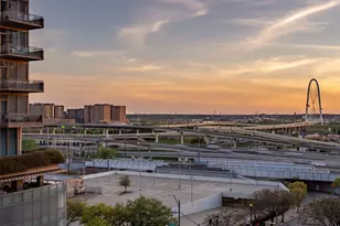 2323 N Houston St, Dallas, TX 75219 - Photo 18