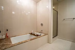 2323 N Houston St, Dallas, TX 75219 - Photo 20