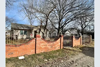 502 N Kramer Drive, Dallas, TX 75211 - Photo 2