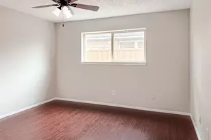 742 Maple Glen Dr, Garland, TX 75043 - Photo 24