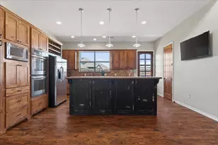611 Mohawk Dr, Tioga, TX 76271 - Photo 12