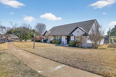 10132 Medlock Drive, Dallas, TX 75218 - Photo 2