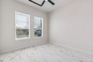 1447 Oakley Ave, Dallas, TX 75216 - Photo 10