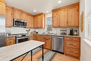 210 Hiland Ln, Pottsboro, TX 75076 - Photo 6