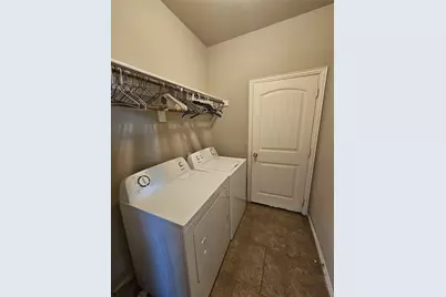 8401 Cherry Bark Lane, Fort Worth, TX 76140 - Photo 18