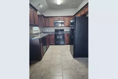 8401 Cherry Bark Lane, Fort Worth, TX 76140 - Photo 14