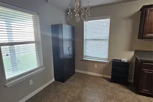 8401 Cherry Bark Ln, Fort Worth, TX 76140 - Photo 16