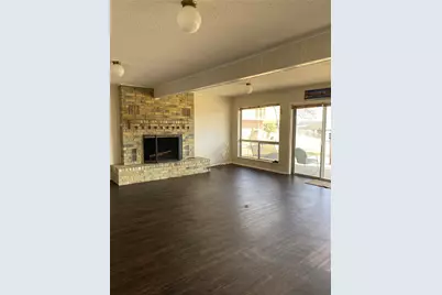 207 Kiowa Drive W, Lake Kiowa, TX 76240 - Photo 28