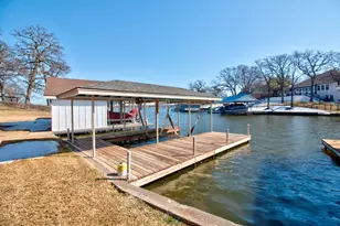 207 Kiowa Dr W, Lake Kiowa, TX 76240 - Photo 4