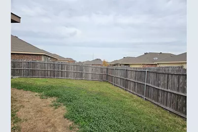 1813 Overlook Drive, Lancaster, TX 75146 - Photo 22
