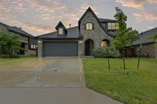 1013 Stockton Dr, Godley, TX 76044 - Photo 1