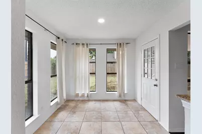 21 Saint Charles Place, Midlothian, TX 76065 - Photo 4