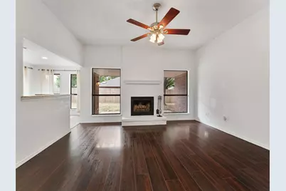 21 Saint Charles Place, Midlothian, TX 76065 - Photo 2