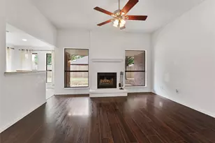 21 St Charles Pl, Midlothian, TX 76065 - Photo 2