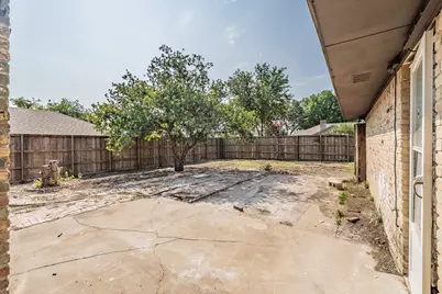 1946 Chesham Drive, Carrollton, TX 75007 - Photo 4