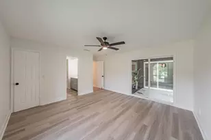 1946 Chesham Dr, Carrollton, TX 75007 - Photo 22