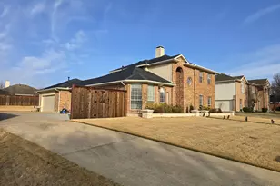 327 Hillglen Dr, Murphy, TX 75094 - Photo 4