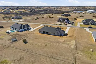 6308 Vega Rd, Godley, TX 76044 - Photo 32