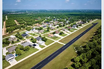 1501 Earhart Drive, Granbury, TX 76049 - Photo 14